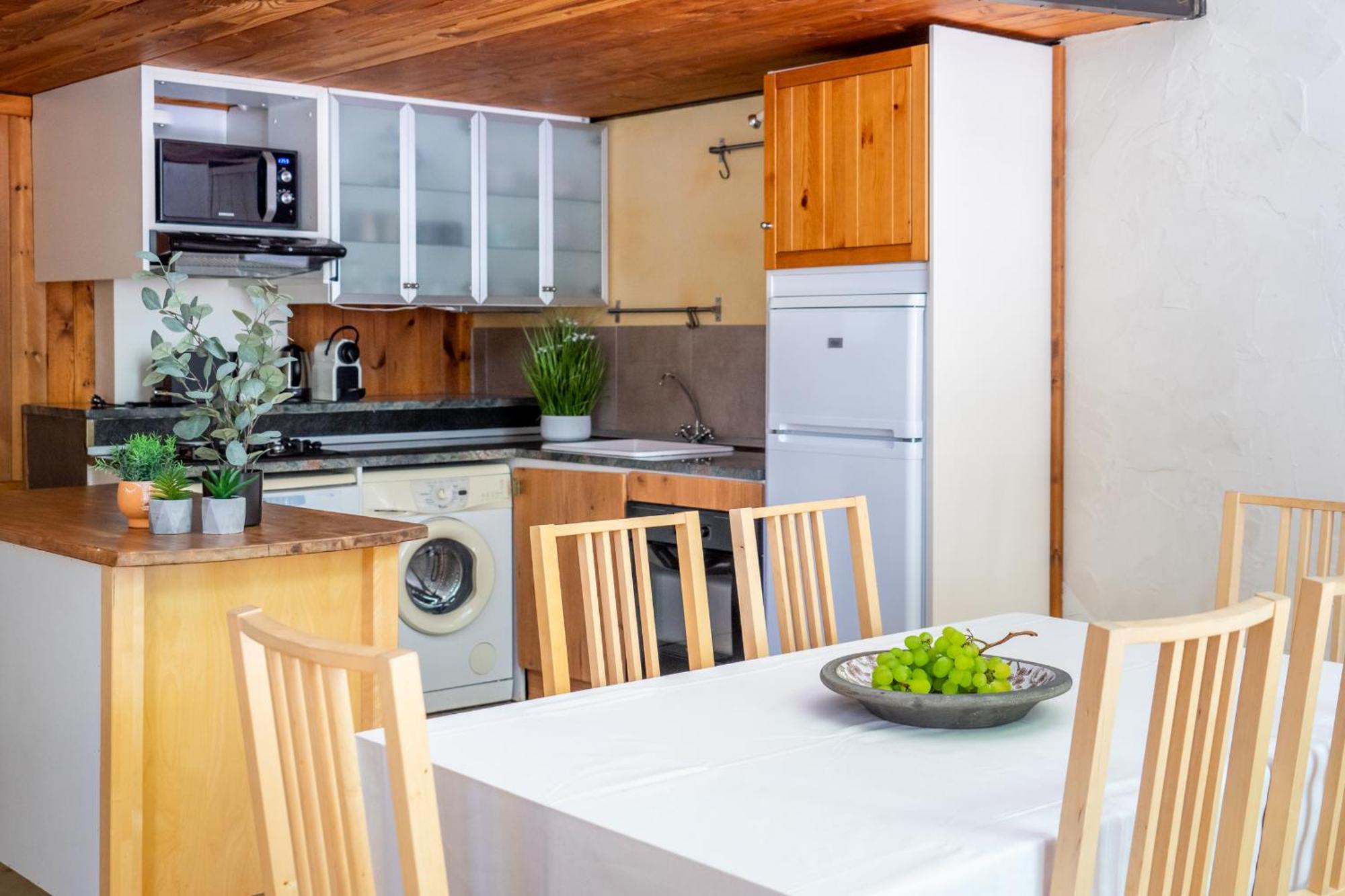Villa Ultimate Relaxation For Family Or Group At Renowned Couvent Des Ursulines, A Tranquil Escape In Historic Pézenas Habitación foto