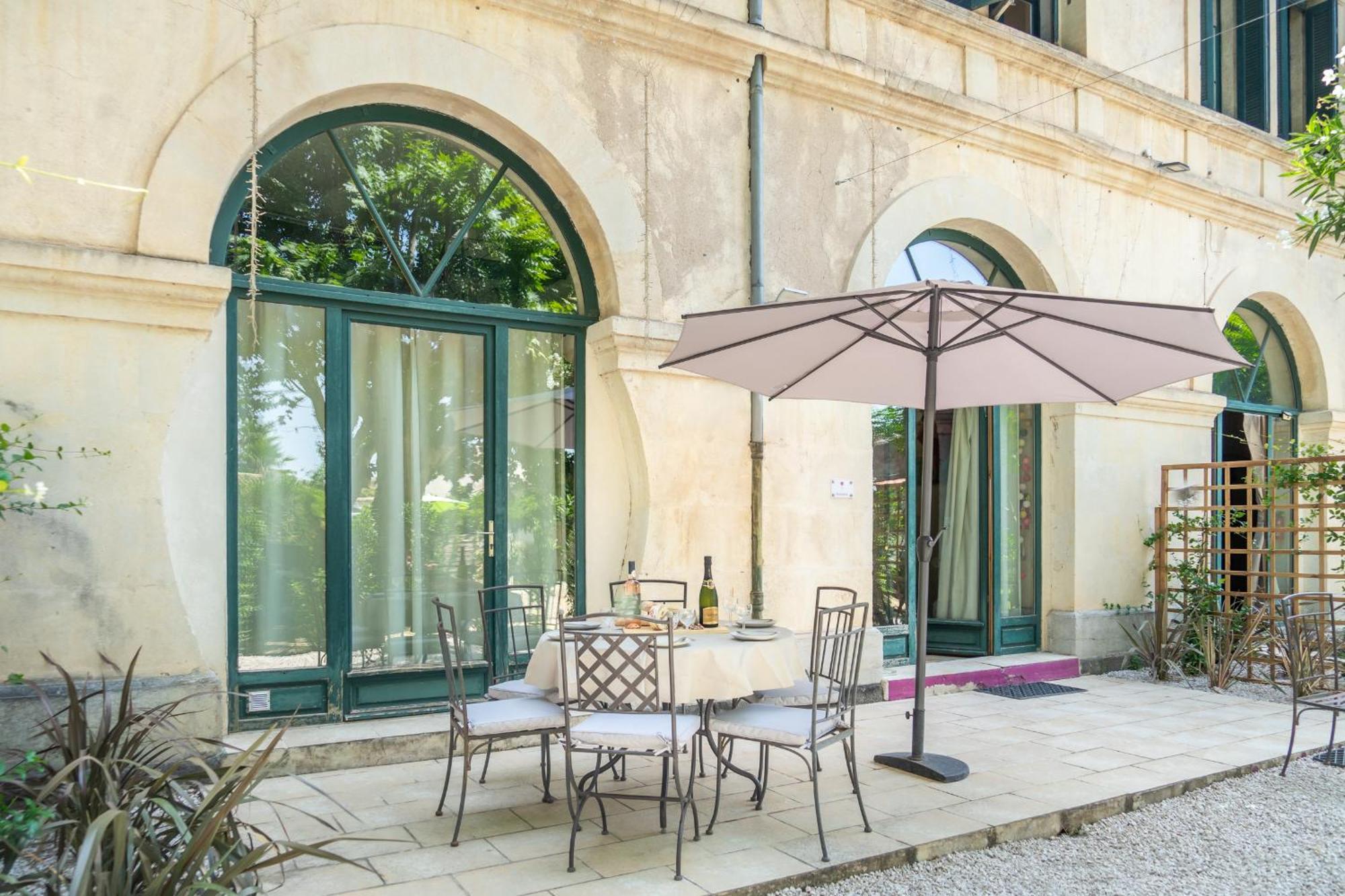 Villa Ultimate Relaxation For Family Or Group At Renowned Couvent Des Ursulines, A Tranquil Escape In Historic Pézenas Habitación foto
